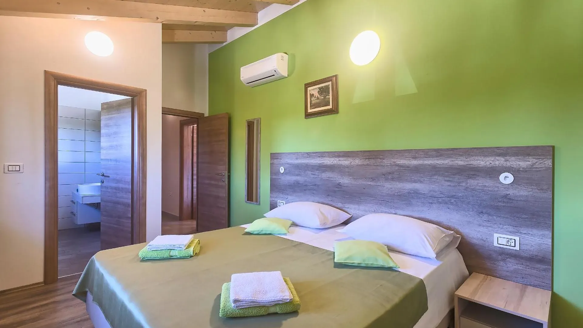 Villa Amber Rojnići 0*,  Croácia